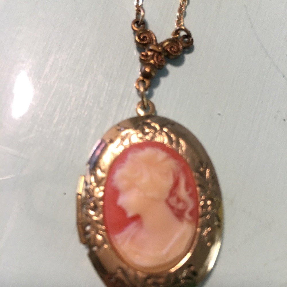 Faux Cameo Locket Necklace 26 inch